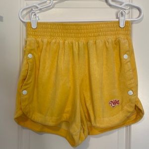 Nike Retro Toweling Terry Shorts - Yellow